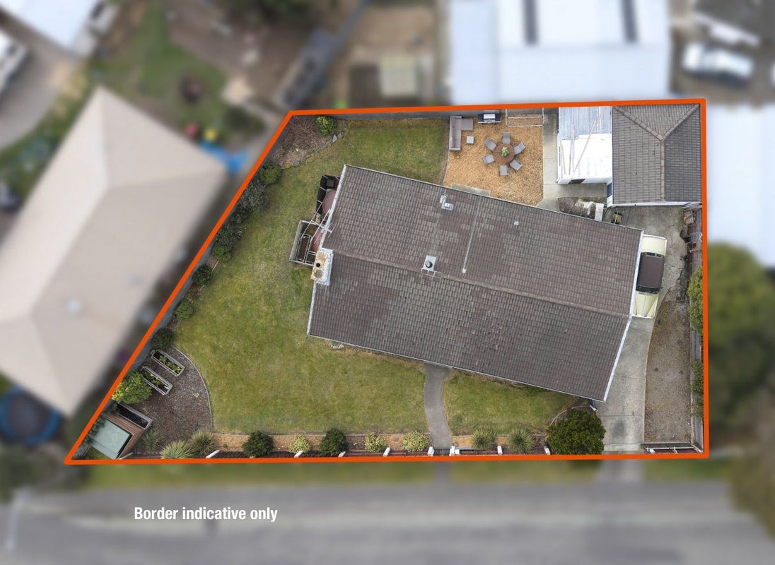 8 Gibbs Drive, Woodend, Woodend - Carousel 32