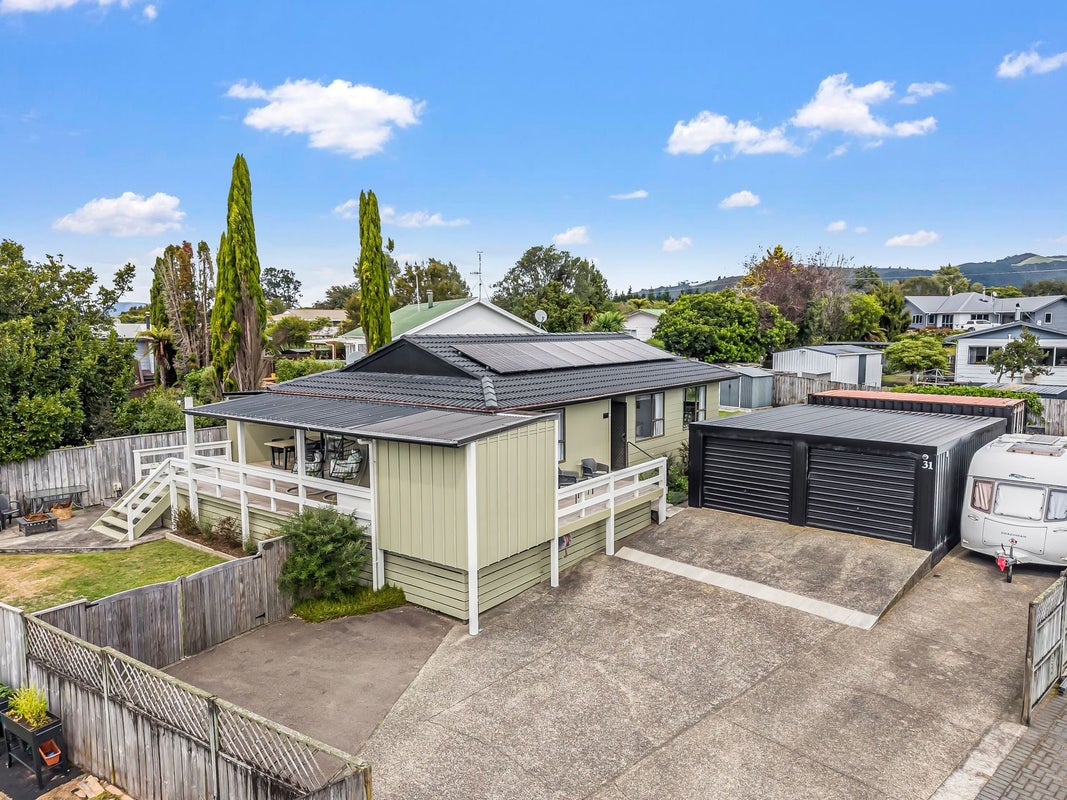 31 Landscape Drive, Ngongotaha, Rotorua - Carousel 1