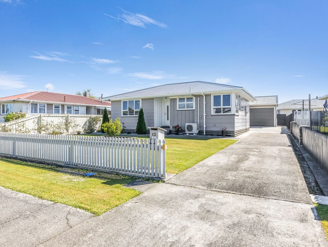 13 Bentham Street, Westport, Westport - Carousel 1