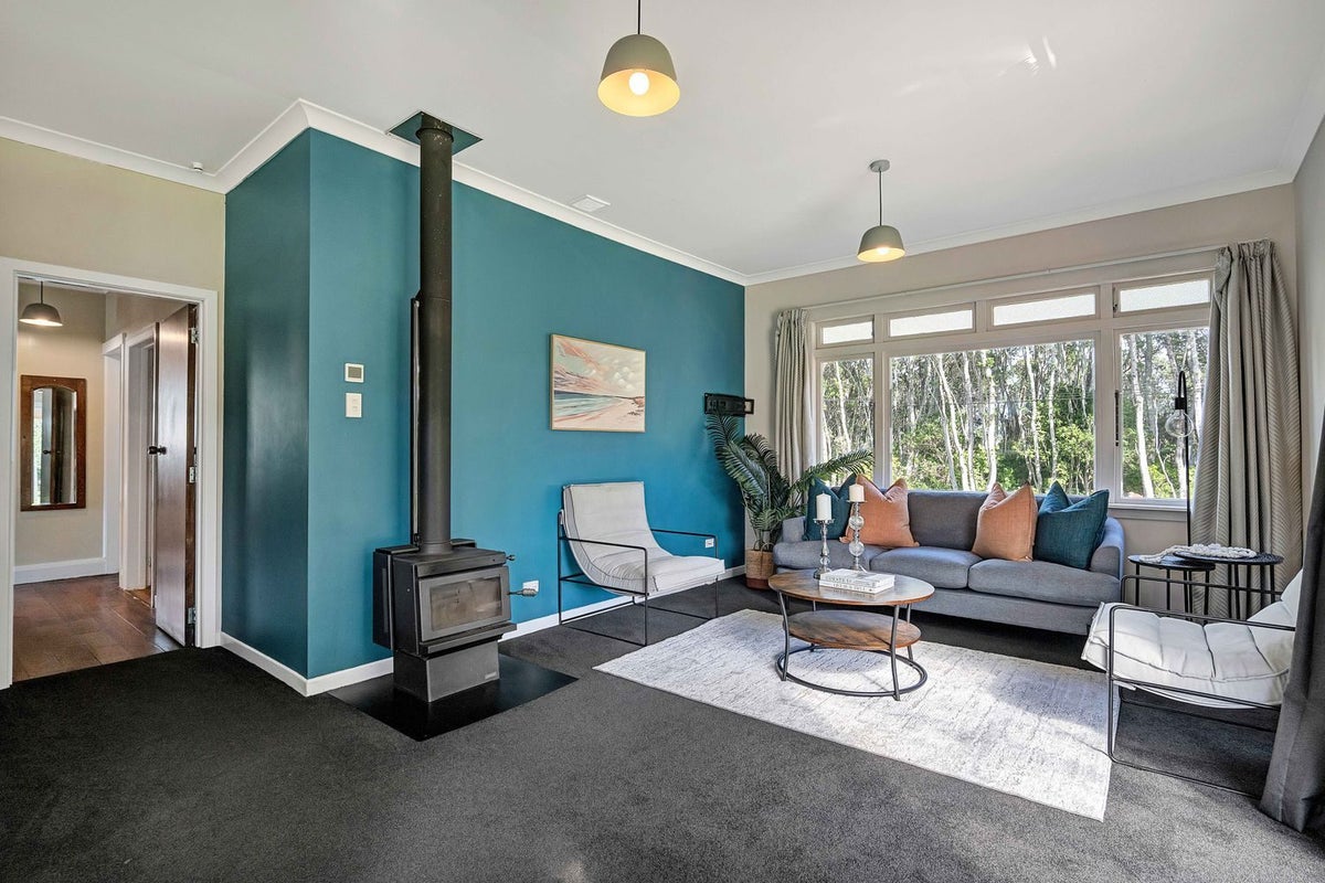 33 Baring Terrace, Strandon, New Plymouth - Carousel 1