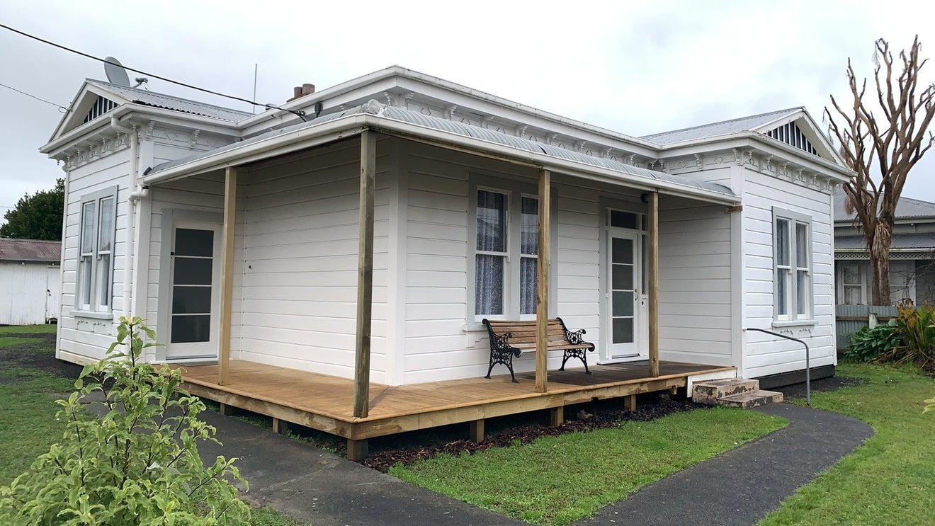 47 High Street, Marton, Marton - Carousel 1
