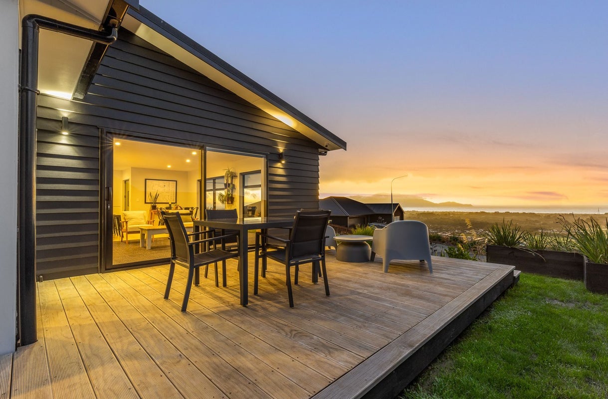 47 Wilson Way, Waikanae, Waikanae - Carousel 1