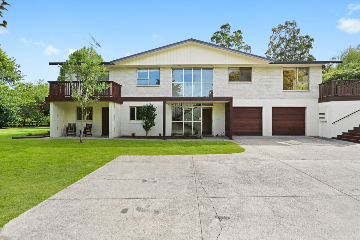 41 Poplar Lane, Matangi, Hamilton - Carousel 2