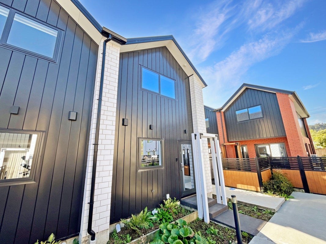 Property Valuation for 2/12 Biddle Crescent, Taita, Lower Hutt | Trade ...