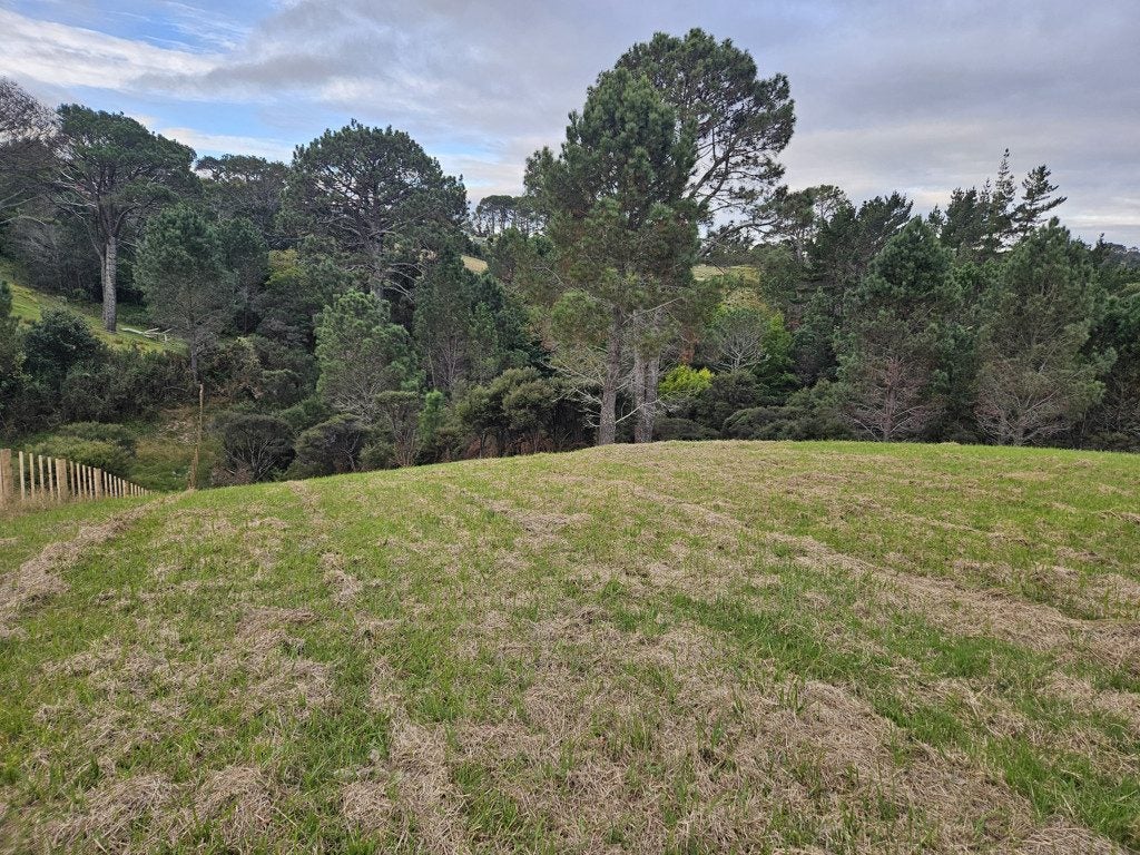 679 Ridge Road, RIVERHEAD, ALBANY - Carousel 9