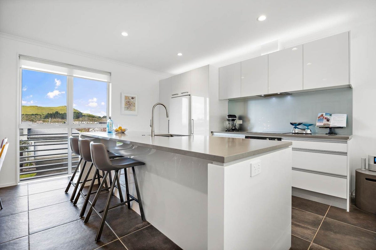 91 Barbarich Drive, Stonefields, Auckland - Carousel 2