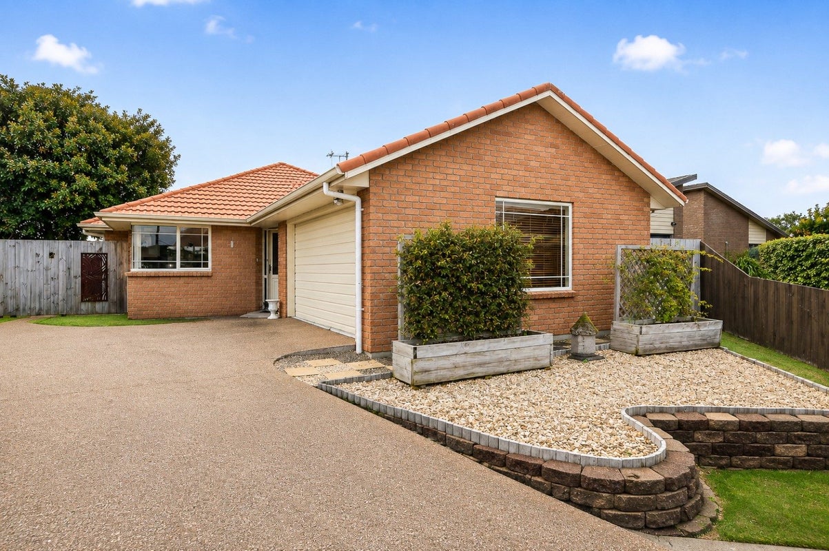 5 Lansbury Court, Rototuna North, Hamilton - Carousel 3