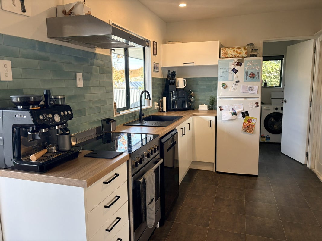 19A Kaplan Avenue, Islington, Christchurch - Carousel 2