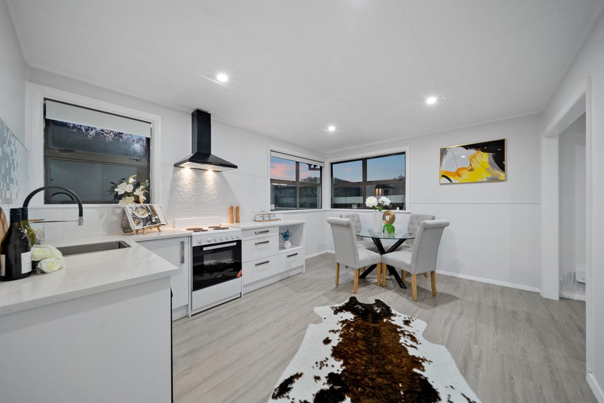 13 Jordan Road, Mangere, Auckland - Carousel 2