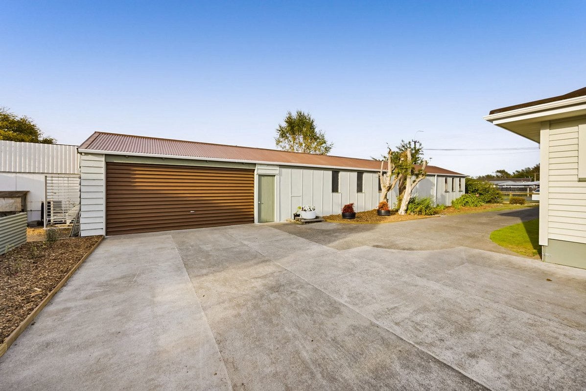 41 Grey Street, Normanby, Hawera - Carousel 2