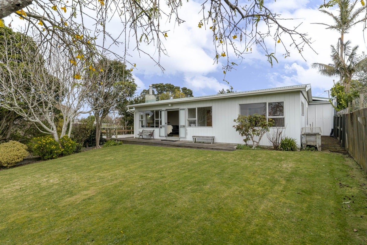 116 Centennial Avenue, Waitara, Waitara - Carousel 1