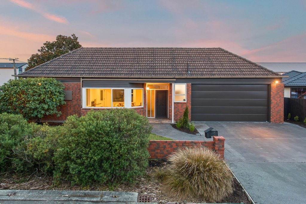 56 Mary Street, Papanui, Christchurch City, Canterbury - Carousel 1