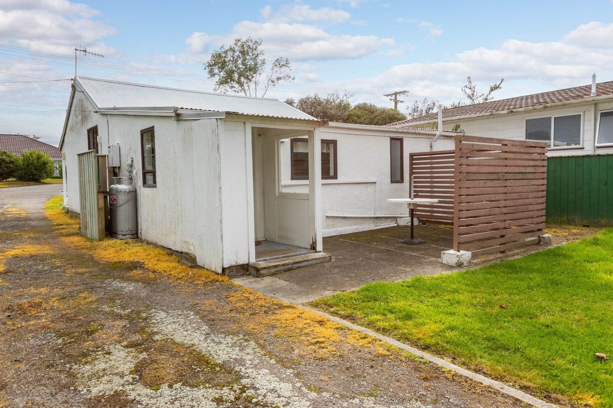12 Ormond Street, Woodville - Carousel 2