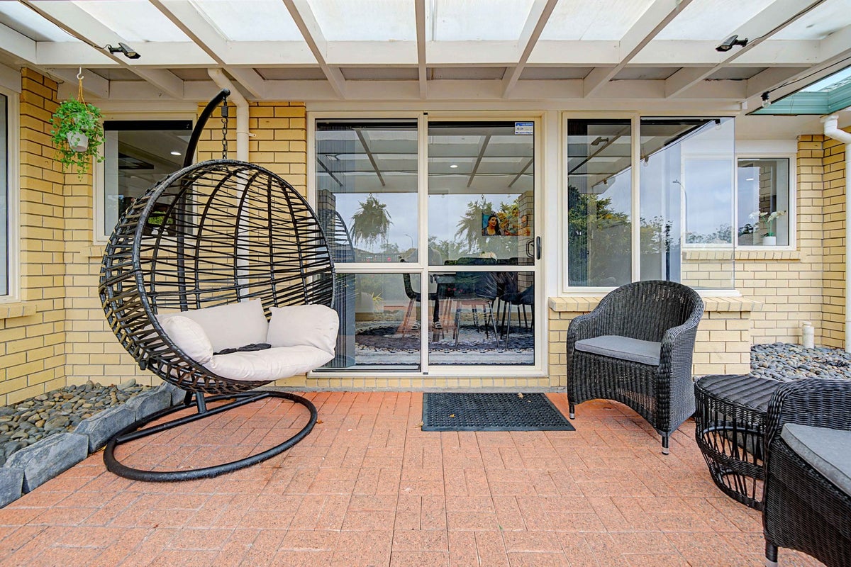 7 Sheriff Place, Randwick Park, Auckland - Carousel 2