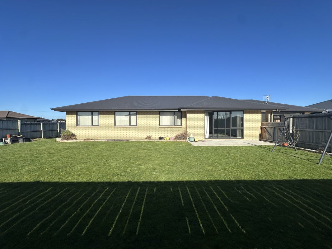 3 Checketts Place, Kingswell, Invercargill - Carousel 1