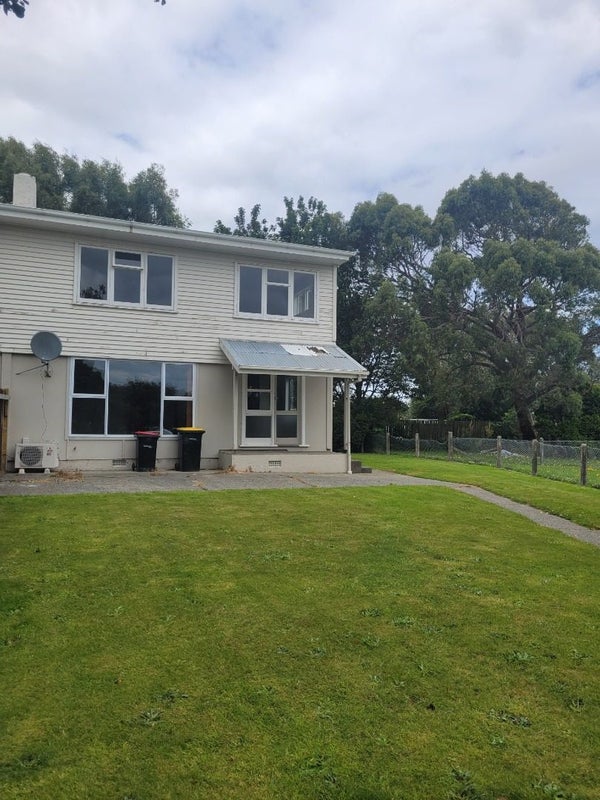 17 Lithgow Place East, Glengarry, Invercargill - Carousel 1