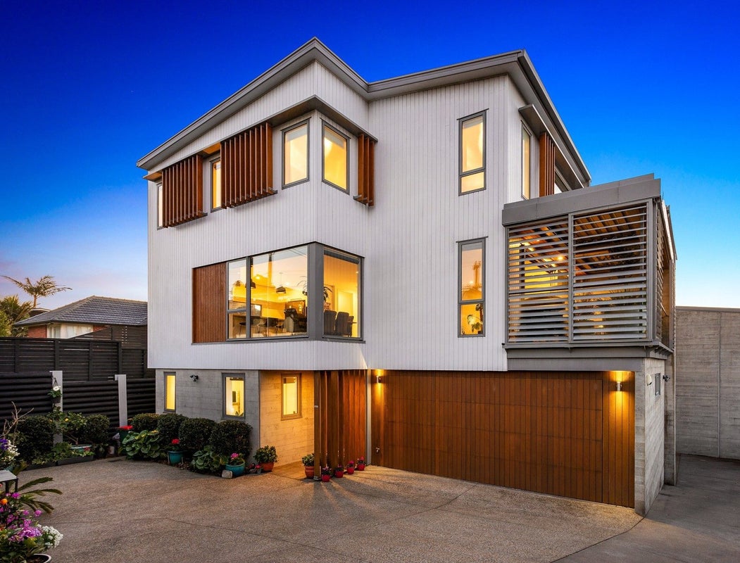 1 Newhaven Terrace, Mairangi Bay, Auckland - Carousel 1