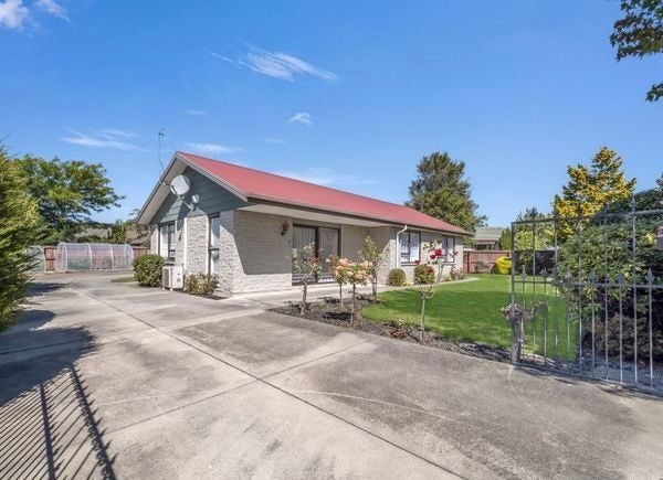 41 Trafford Street, Harewood, Christchurch - Carousel 1