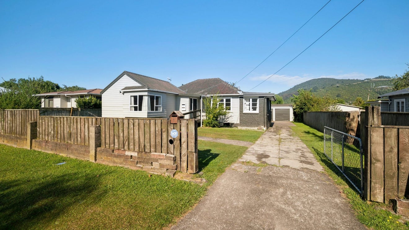 5 Westlock Road, Koutu, Rotorua - Carousel 1