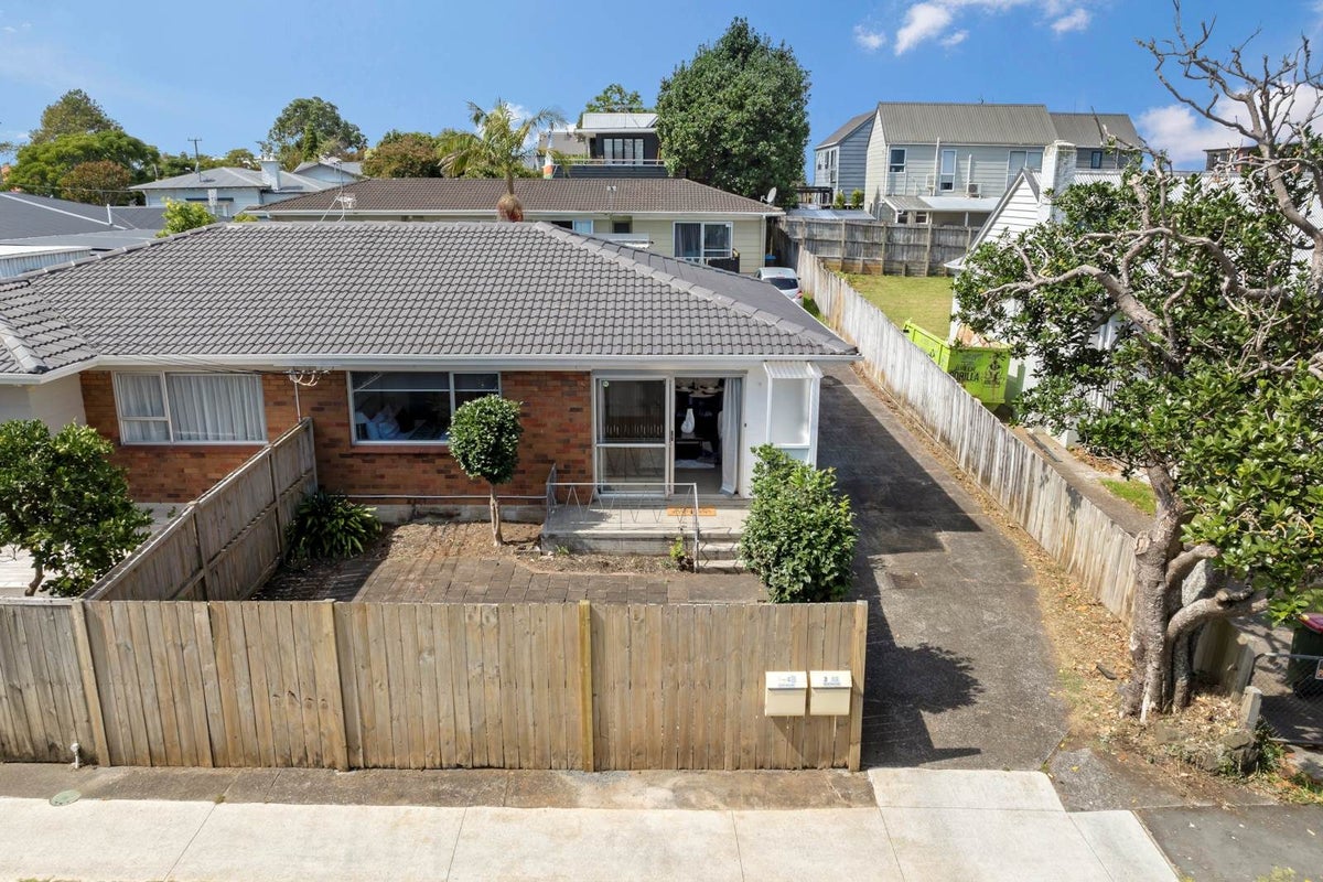 1/69 Spring Street, Onehunga, Auckland - Carousel 1