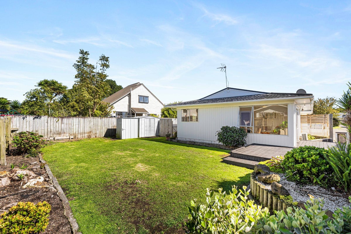 2/53 Tabitha Crescent, Henderson, Auckland - Carousel 1