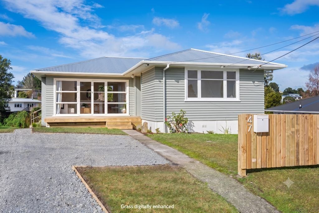 47 Clotworthy Crescent, Onerahi, Whangarei - Carousel 1