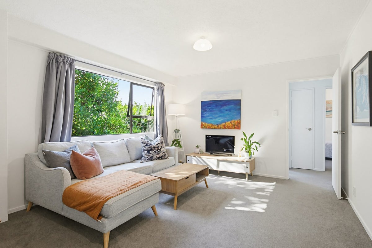 6/124 Hataitai Road, Hataitai, Wellington - Carousel 2