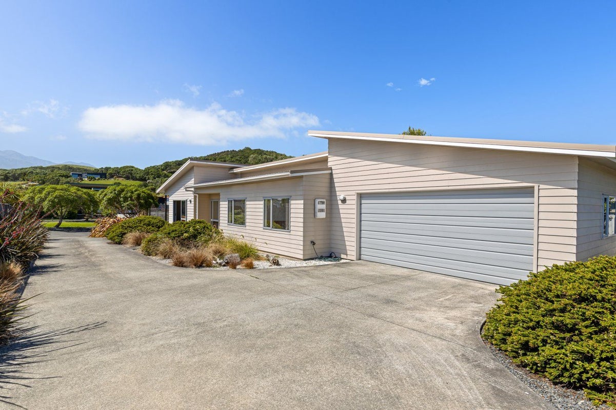 3 Mcrae Gardens, Kaikoura Flat, Kaikoura - Carousel 2