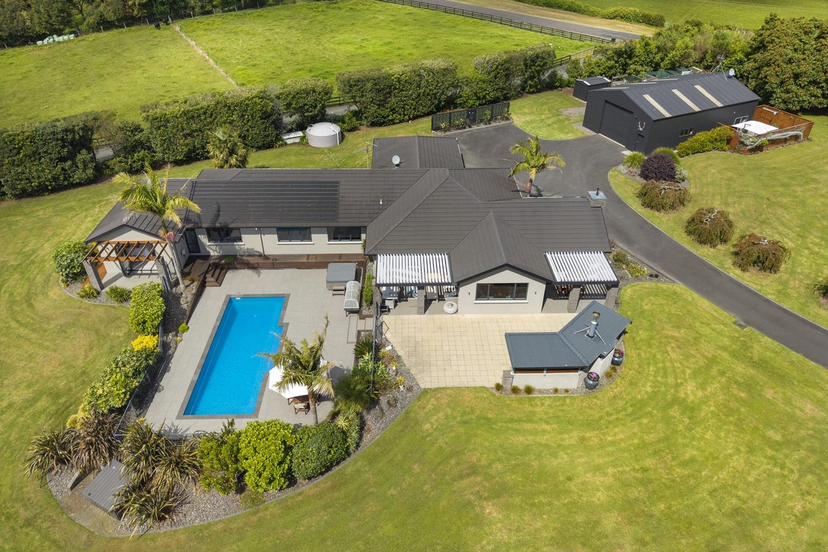 11C ROWE ROAD, Ohauiti, Western Bay Of Plenty - Carousel 2