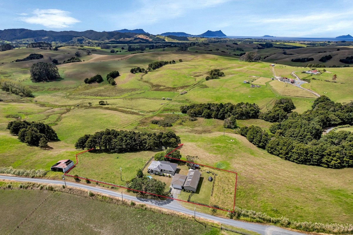 265 Sloane Road, Whangarei - Carousel 1