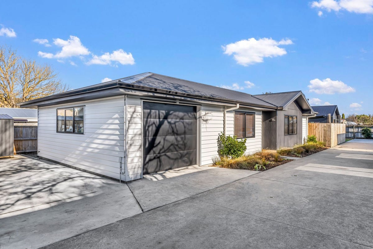 16A De Lautour Road, Kaiti, Gisborne - Carousel 1