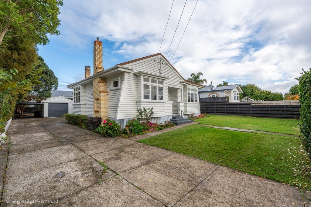 6 Murray Street, Maeroa, Hamilton - Carousel 2