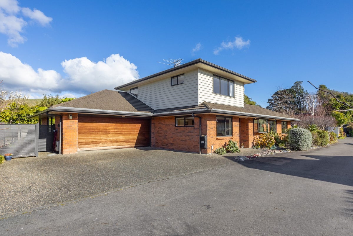 6 Koromiko Glen, Waikanae, Waikanae - Carousel 2