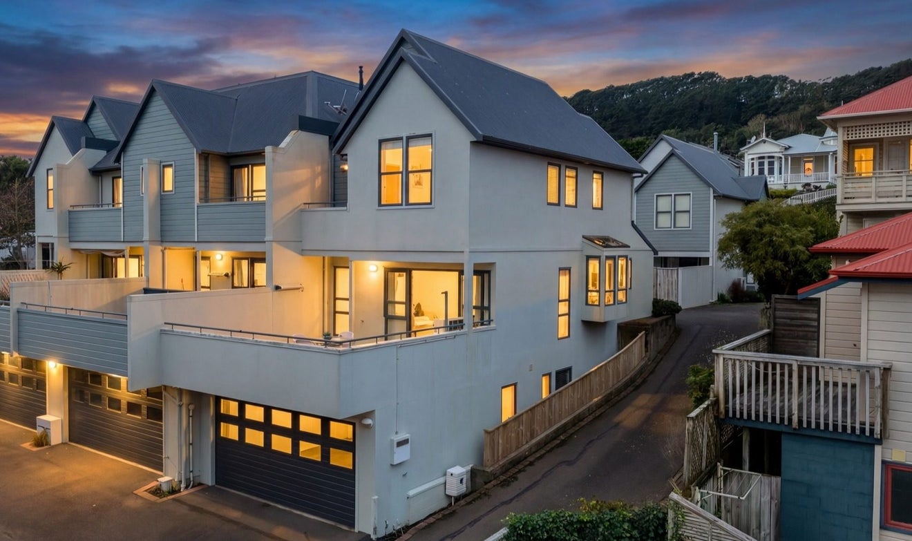 6/88 Brougham Street, Mount Victoria, Wellington - Carousel 1