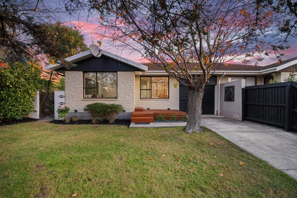 2/77 Glenmore Avenue, Casebrook, Christchurch - Carousel 1