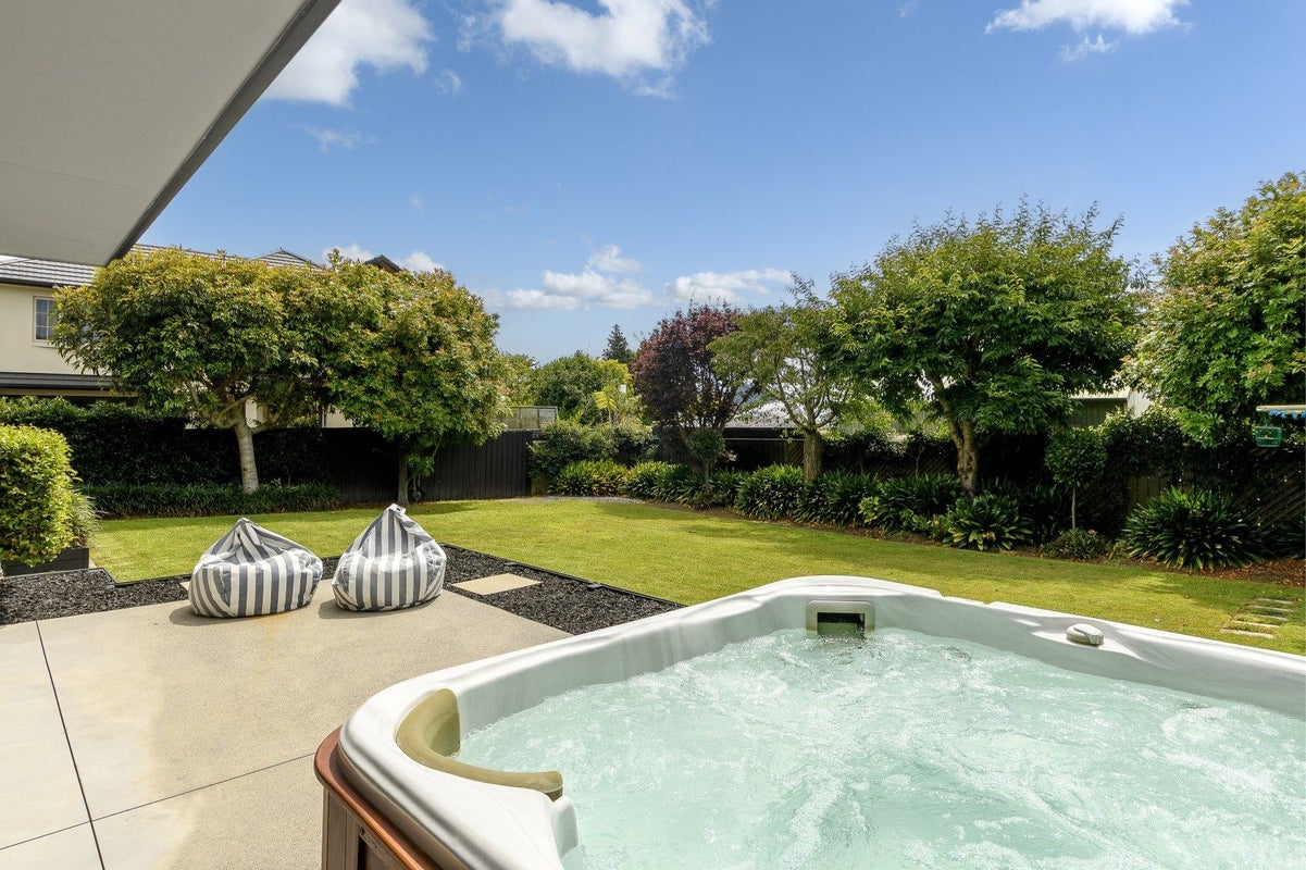 145 Kings Avenue, Matua, Tauranga - Carousel 1
