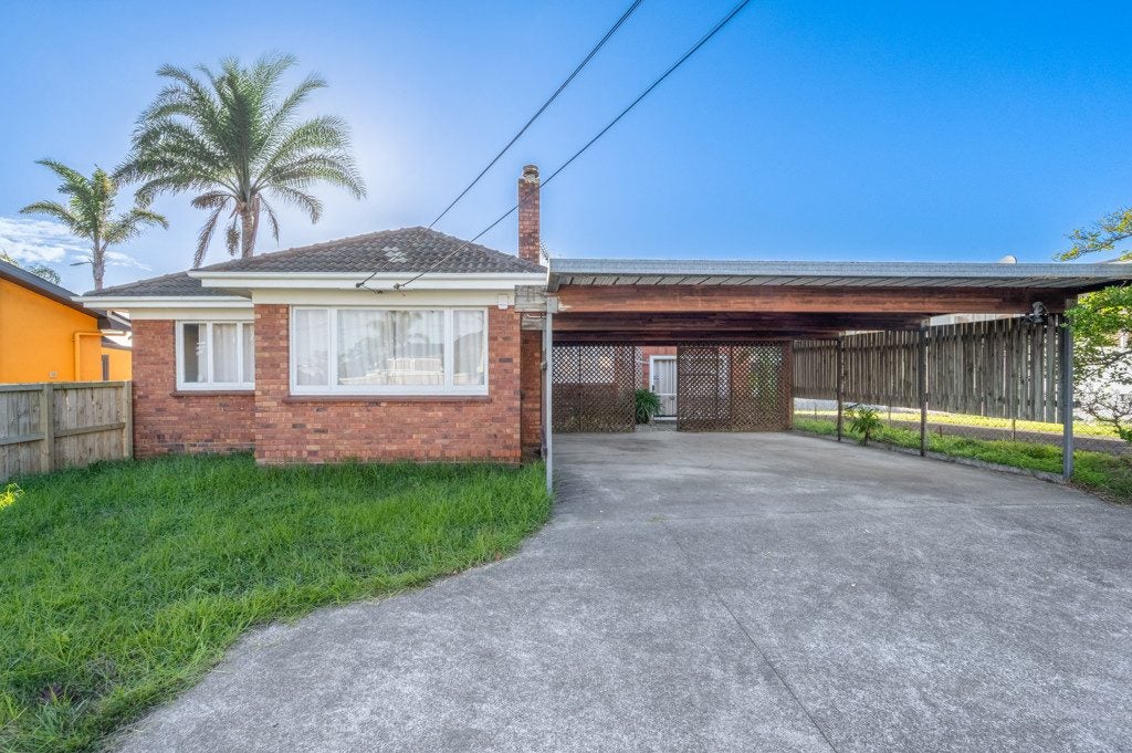 182 Bucklands Beach Road, Bucklands Beach, Auckland - Carousel 2