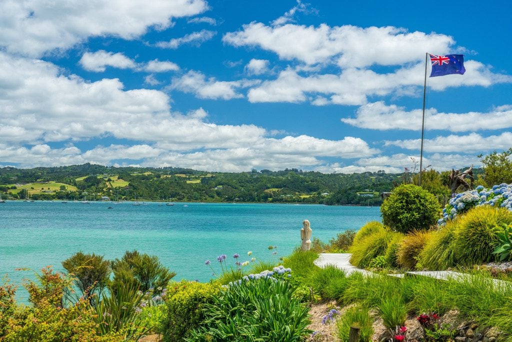 14 Tahunatapu Road, Whangarei - Carousel 2