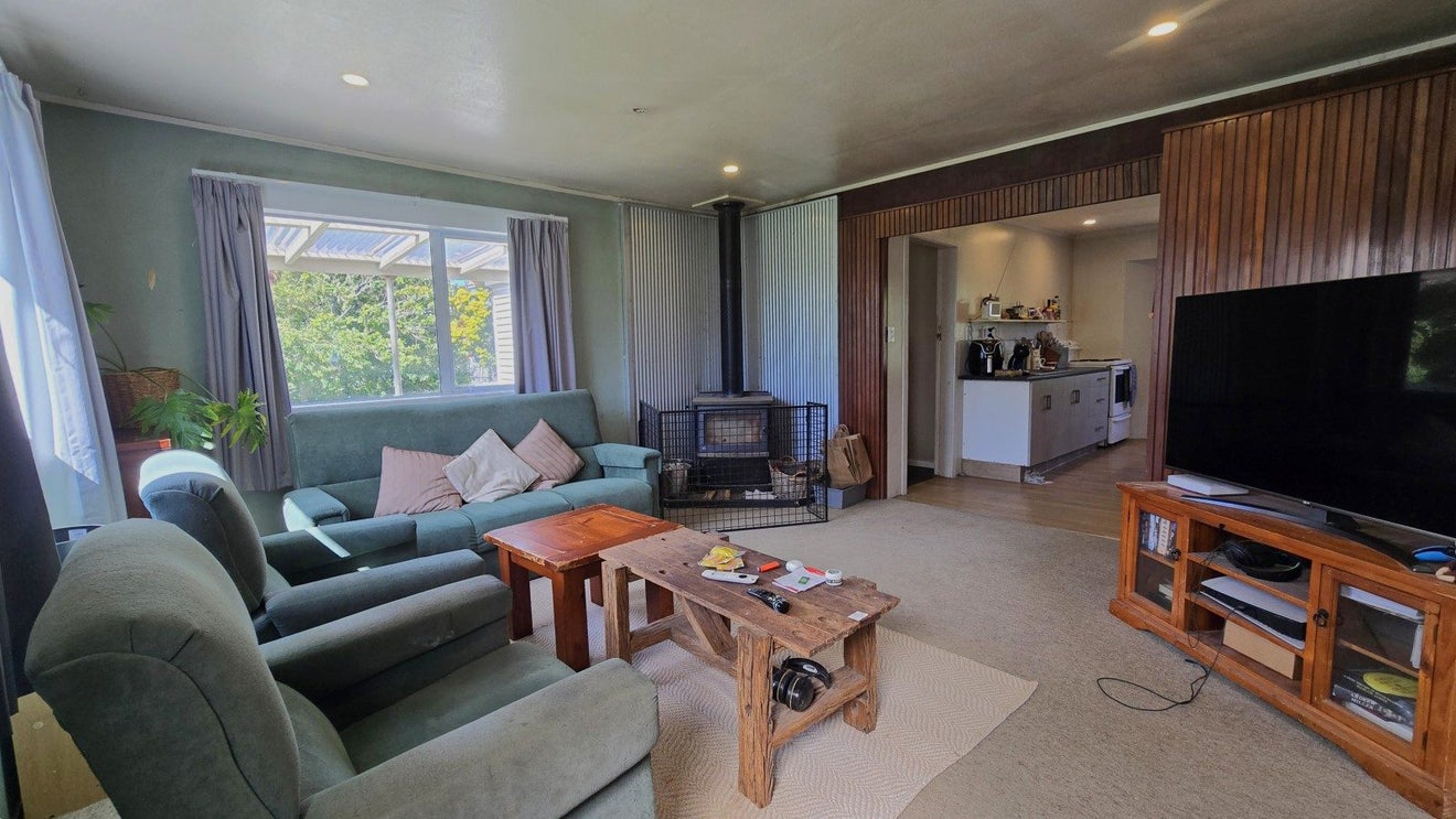 21 Dents Road, Kaniere, Hokitika - Carousel 2