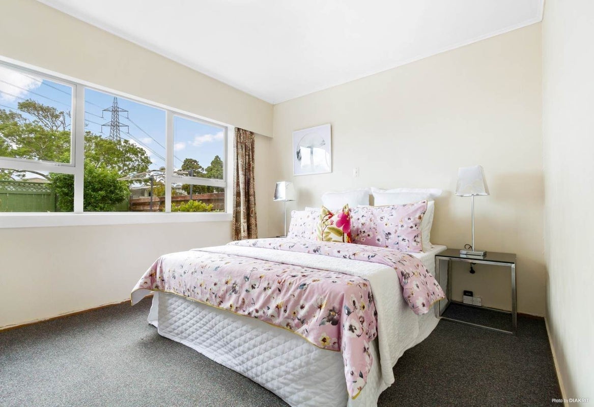 1/164 Halsey Drive, Mount Roskill, Auckland - Carousel 2