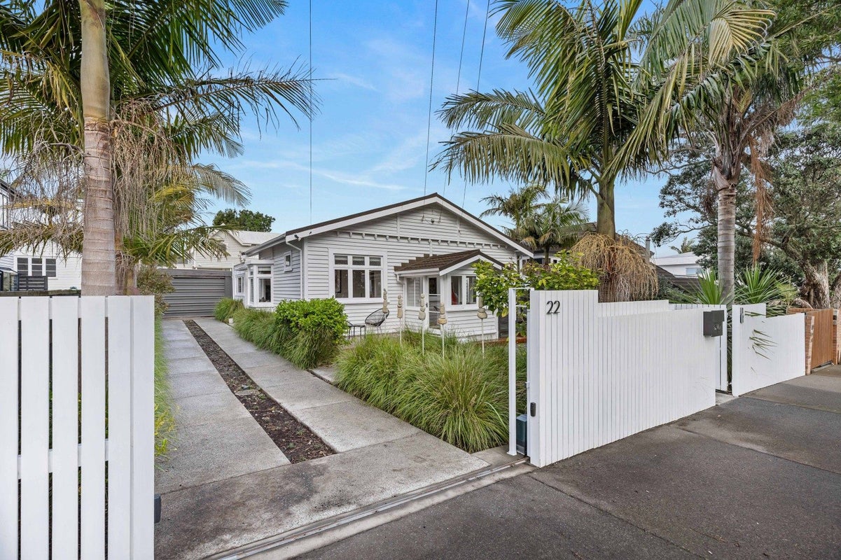 22 Wright Road, Point Chevalier, Auckland - Carousel 1