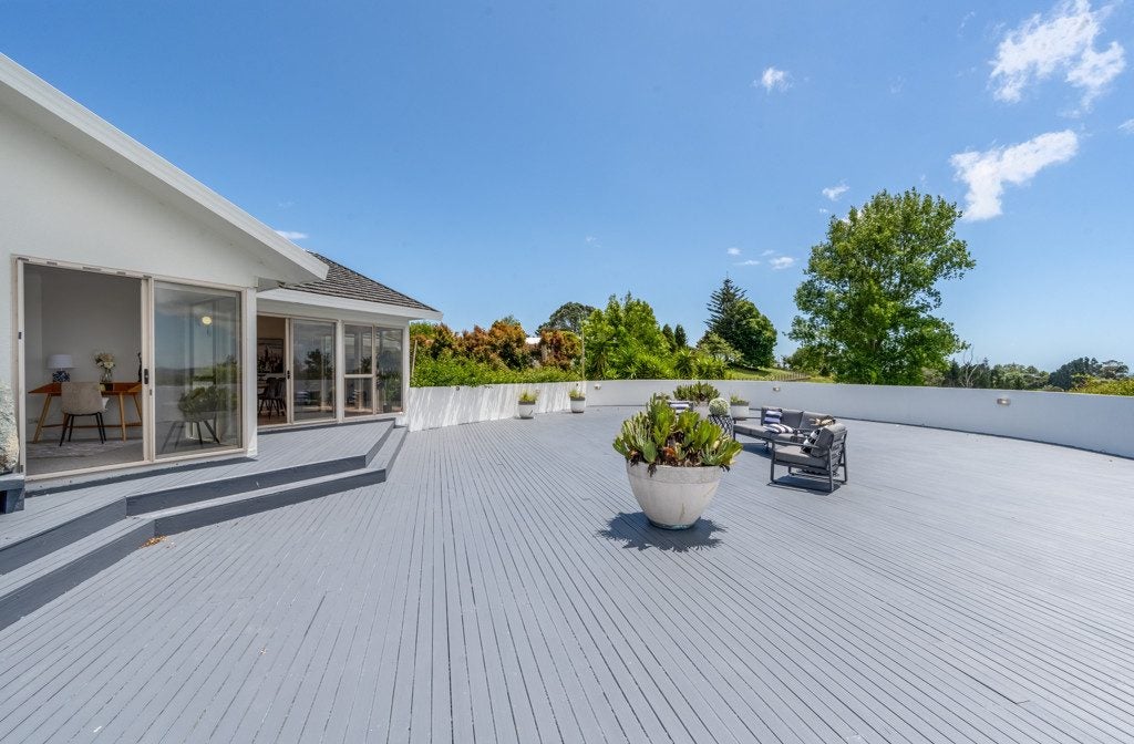 384 Whitford Road, Howick - Carousel 23