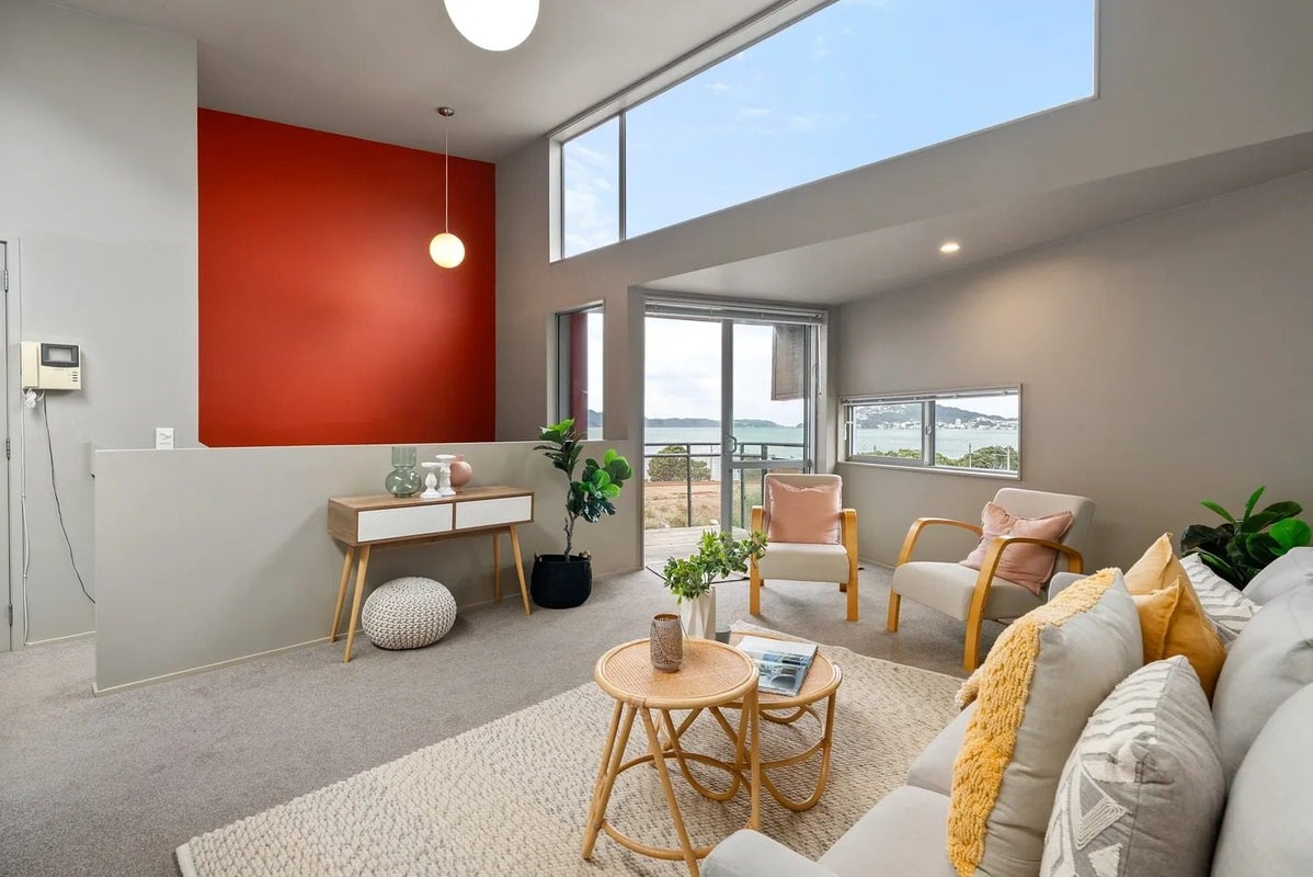 16/2 Onslow Road, Khandallah, Wellington, Wellington - Carousel 2