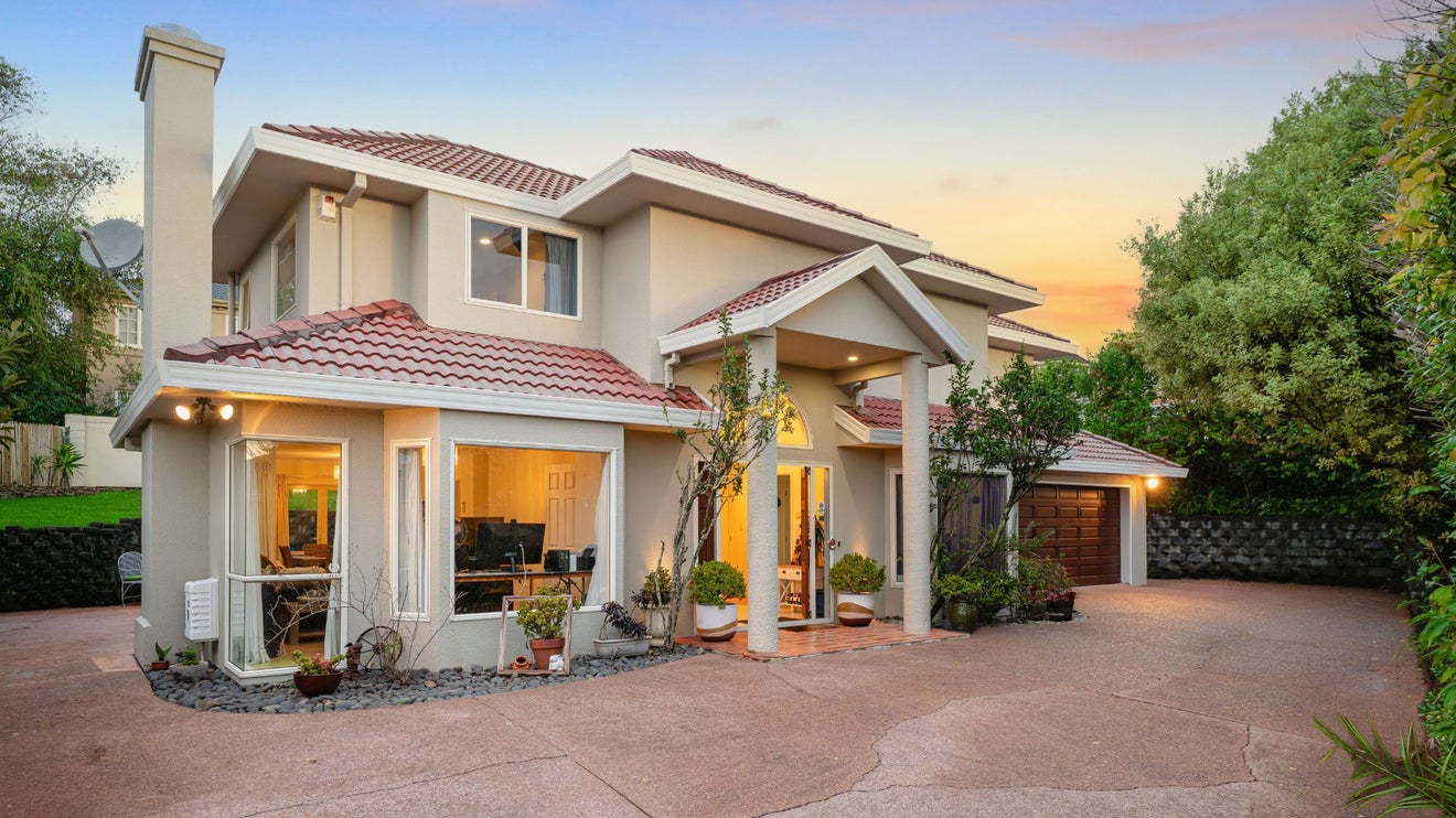 25 Bronte Place, Somerville, Auckland - Carousel 1