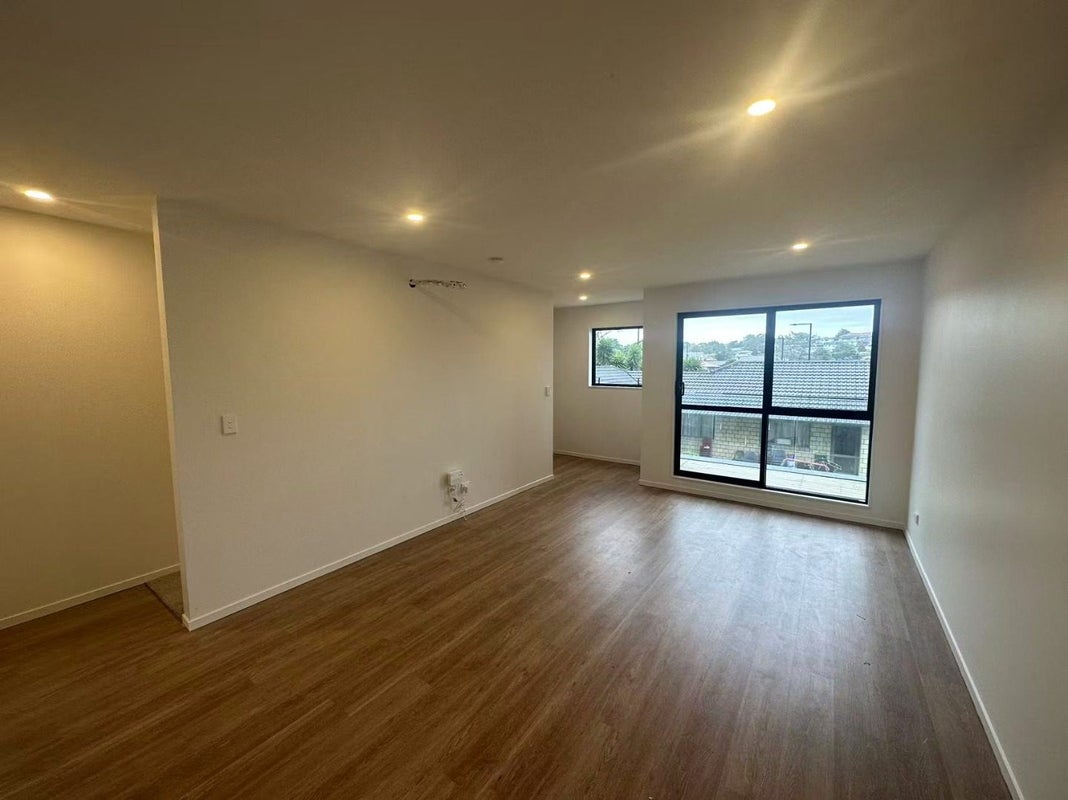 5/21 Valonia Street, New Windsor, Auckland - Carousel 2