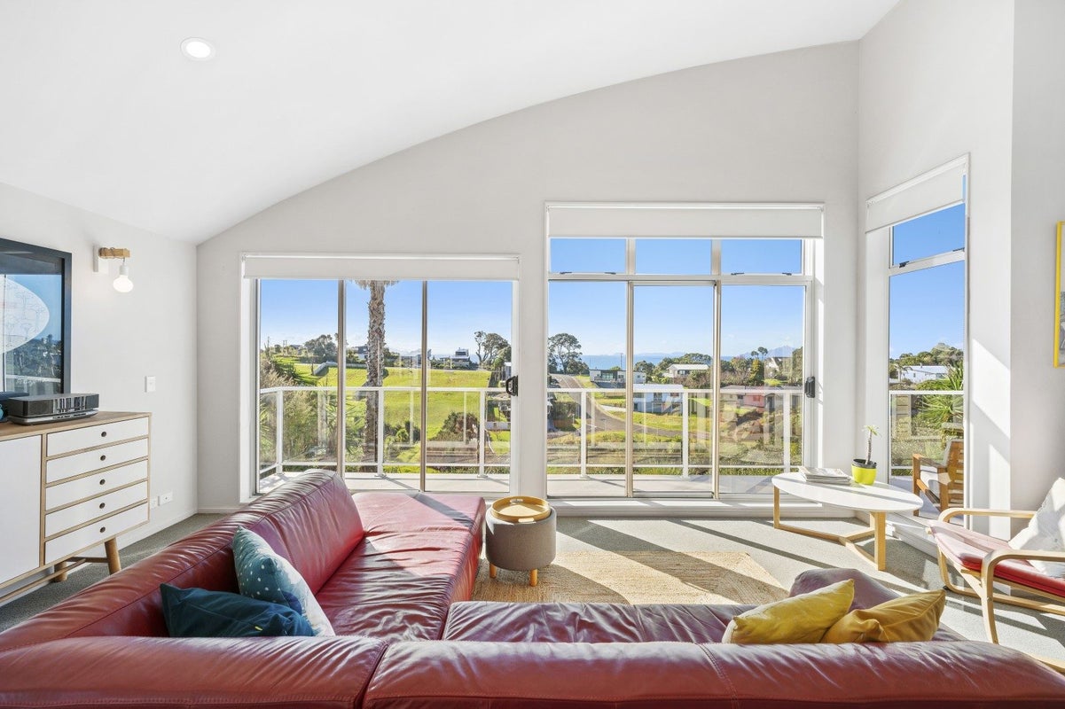 16 Island View Lane, Langs Beach, Waipu - Carousel 1