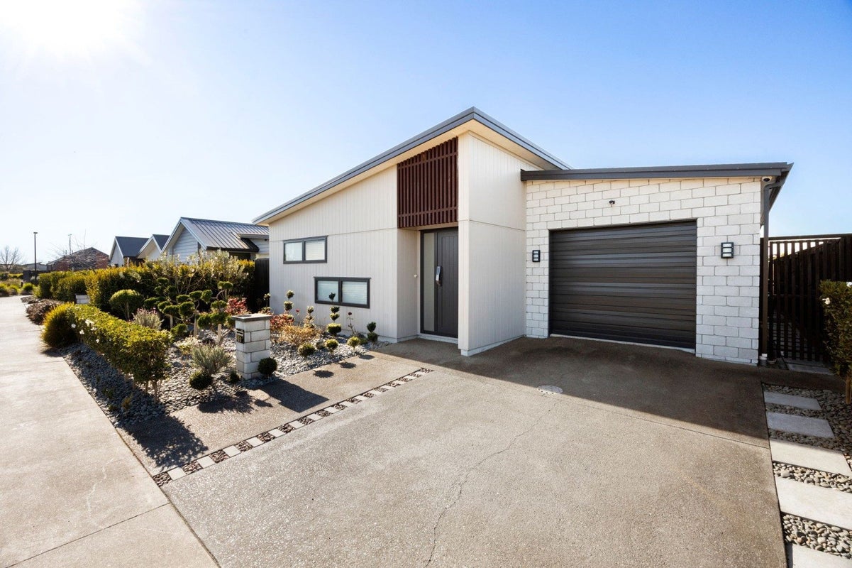 20 Trewern Avenue, Chartwell, Hamilton - Carousel 2
