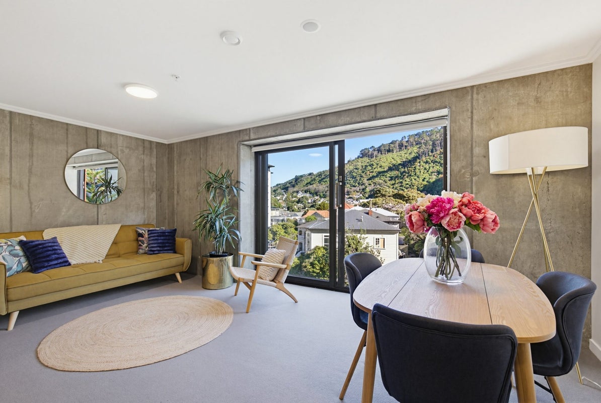 402/111 Molesworth Street, Thorndon, Wellington - Carousel 1