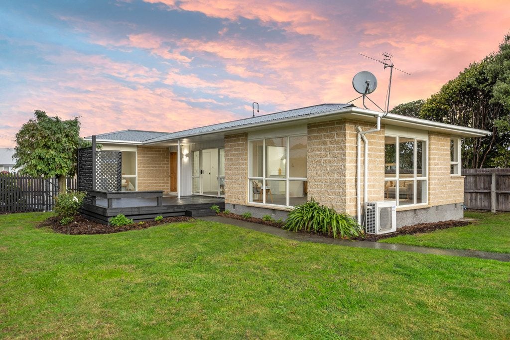 61A Santa Rosa Avenue, Halswell, Christchurch - Carousel 1