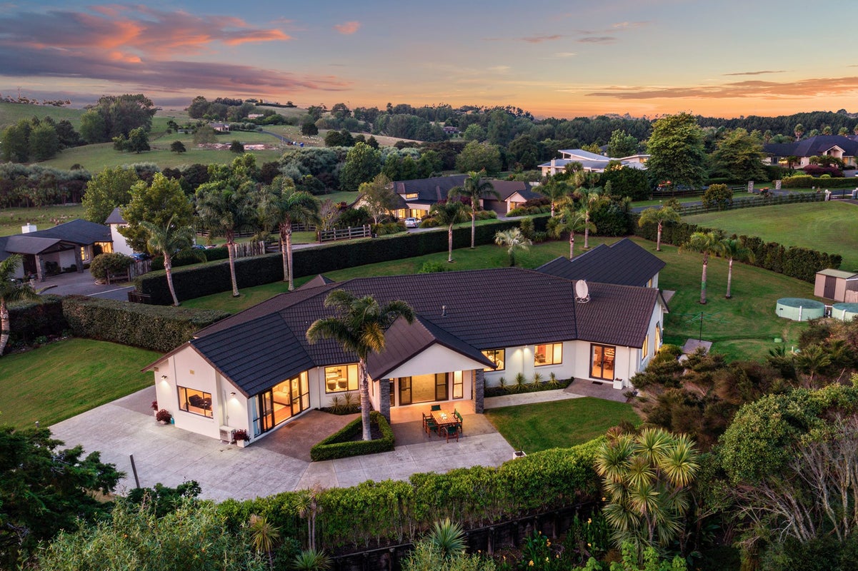 23 Whiteways Drive, Dairy Flat, Albany - Carousel 1